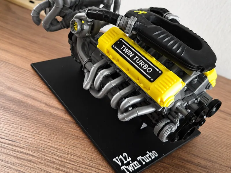 Motorhalter für V12 Twin Turbo von Danko_Creates