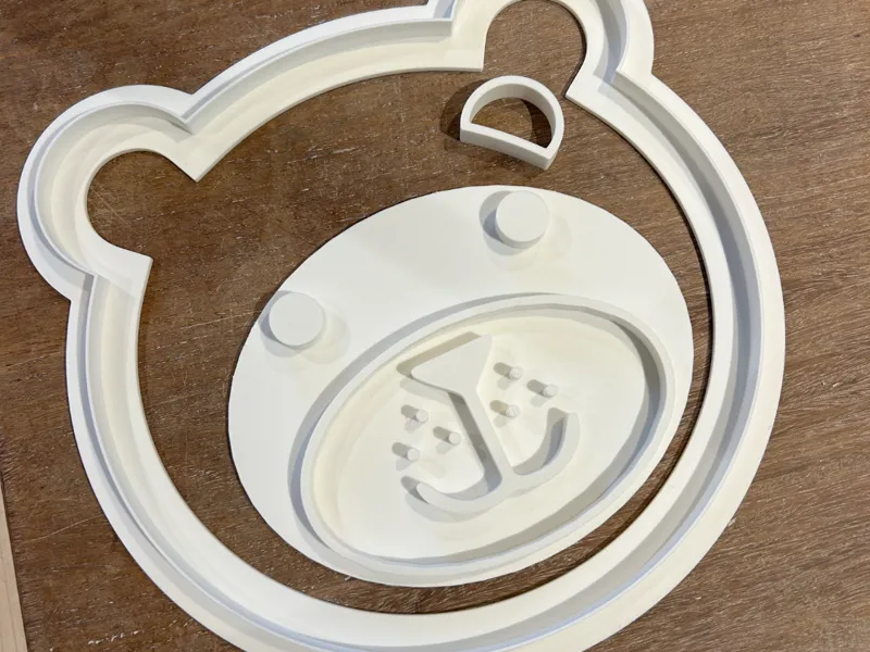 Bear cutter for plate and face stamp pottery