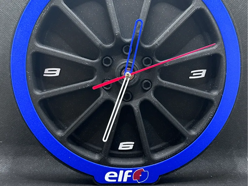 Analog Clock in Wheel Shape – ELF