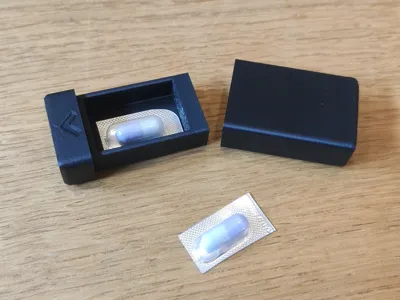 Small Parametric Pill Box with Magnets