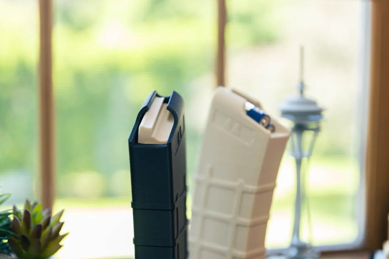 AA Battery Magazine view 3