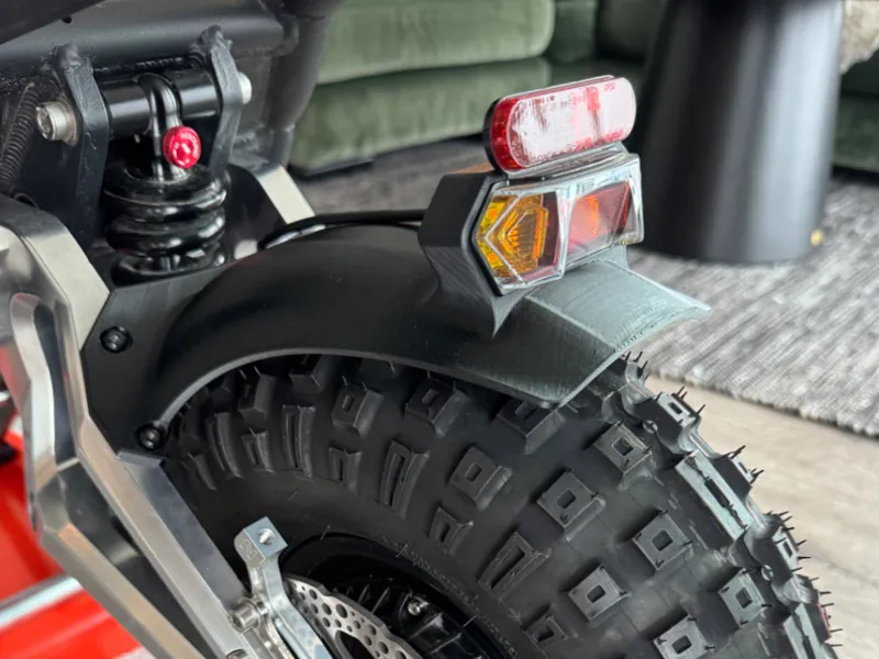 Nami Burn-E - Custom Fenders