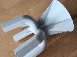 4-Way Funnel with 32 mm Hose Outlets