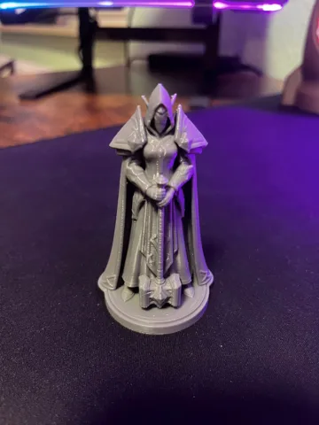 Modelo para impresión 3D: Blutelfe Paladin — vista de referencia 3