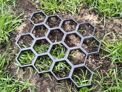 Grass Protection Hex Tiles Flat or Grip top