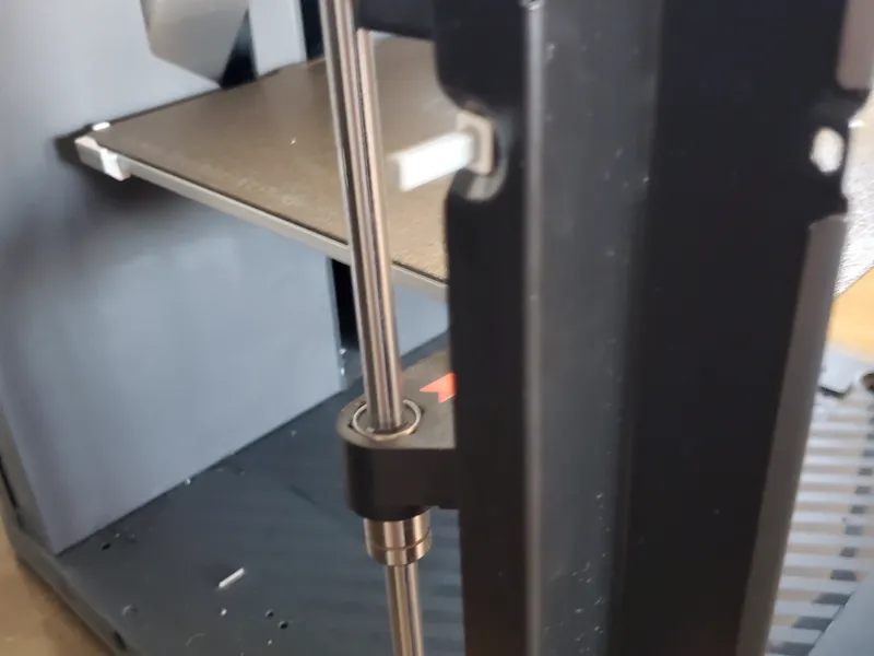 P1P bed scraper holder