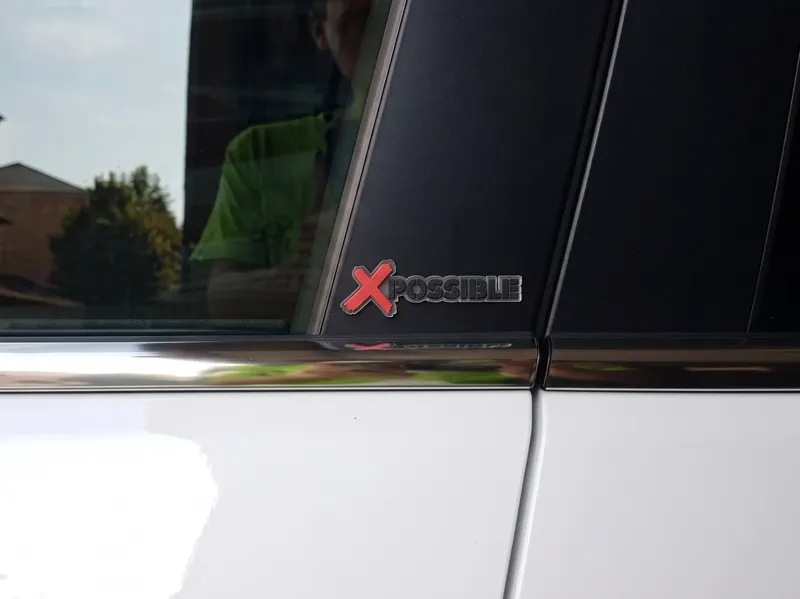 Emblema “Xpossible” versioni Hyundai Tucson e Kona