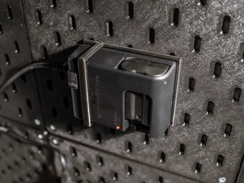 Nikon charher holder for Skadis. MH-25a Charger
