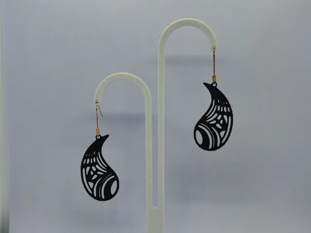 Aretes Gota de Eclipse