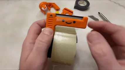 Masky Blade: Retractable blade tape cutter view 2