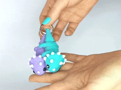 Cute Flexi Pets Triceratops (Keychain & Magnet) view 2