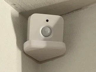 Philips Hue Motion detector corner mount