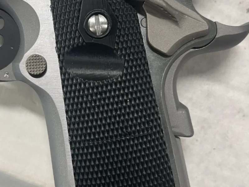 Colt Classic 1911 Grips