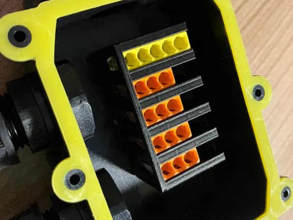 https://makerworld.bblmw.com/makerworld/model/USa00aeeb0ae7f13/design/2025-12-09_0c7d7b68484e3.jpg