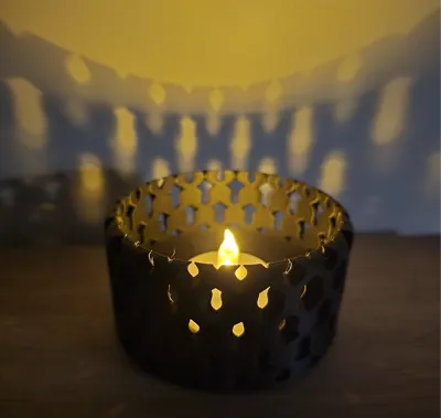 Oriental tealight holder