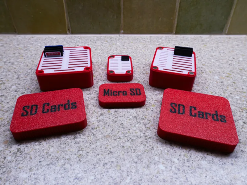 SD card holder with magnetic lid in various sizes