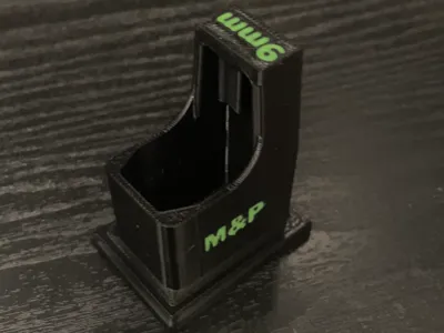 Smith and Wesson M&P Shield plus speed loader