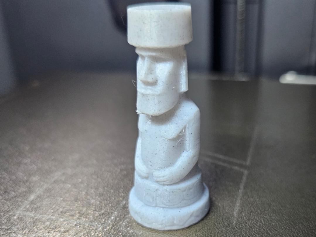 Moai mit Pukao - Statuen aus aller Welt