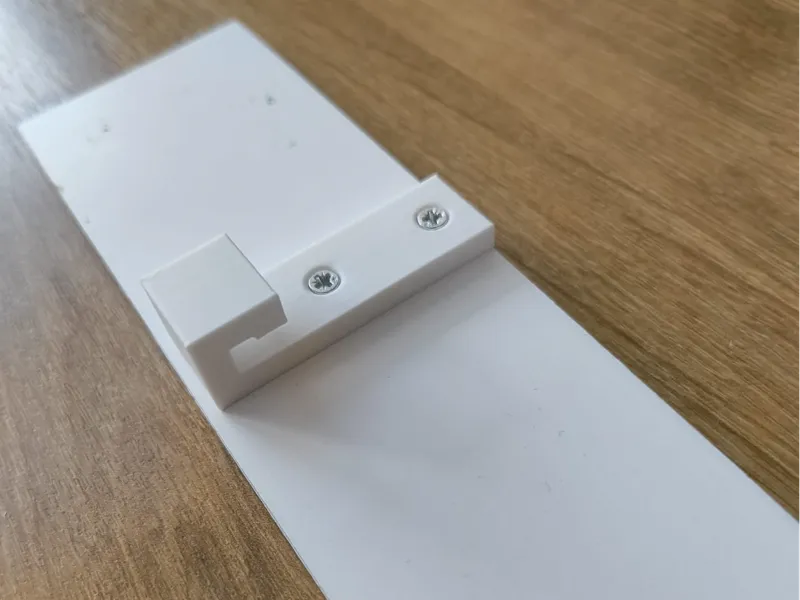 Secure Clip for Valance – Fix Loose Blinds Easily
