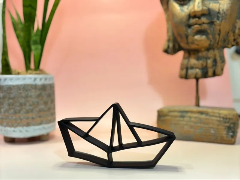 Papierboot Line Art Origami Standee