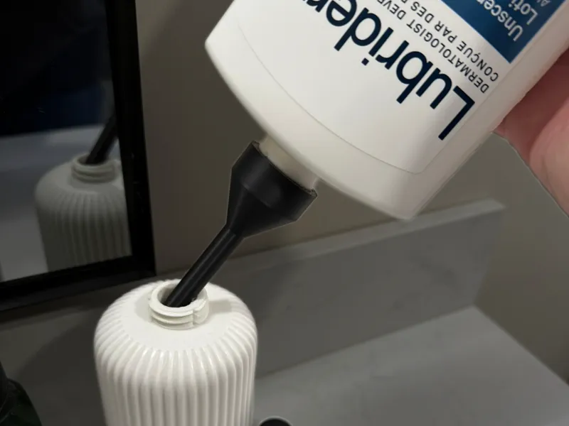 Lotion Bottle Nozzle / Cap