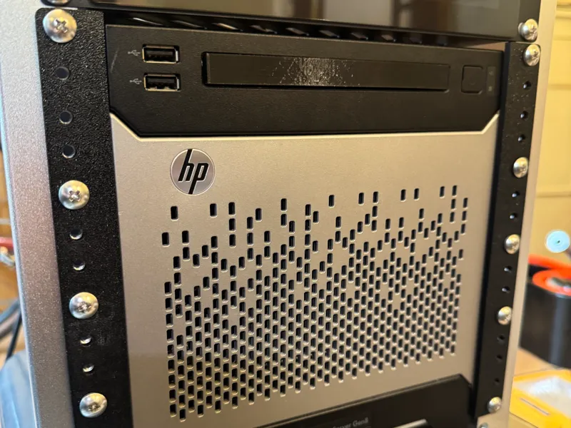 10" Rack 5U HP Microserver Brace