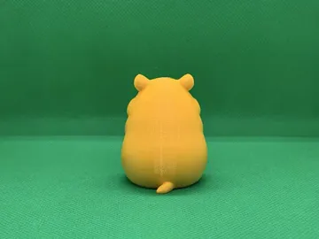 Soporte: Hamster standing with a sunflower seed — vista de referencia 5
