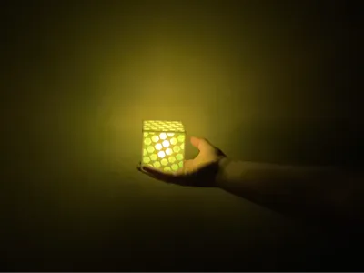 Transparent Hexagon Pattern Tea light