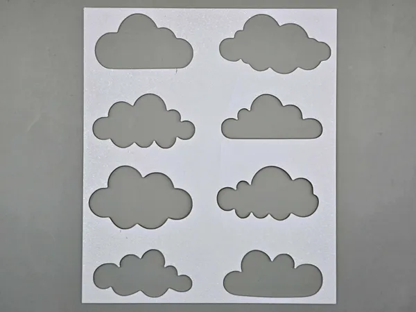 Pochoir nuage réutilisable