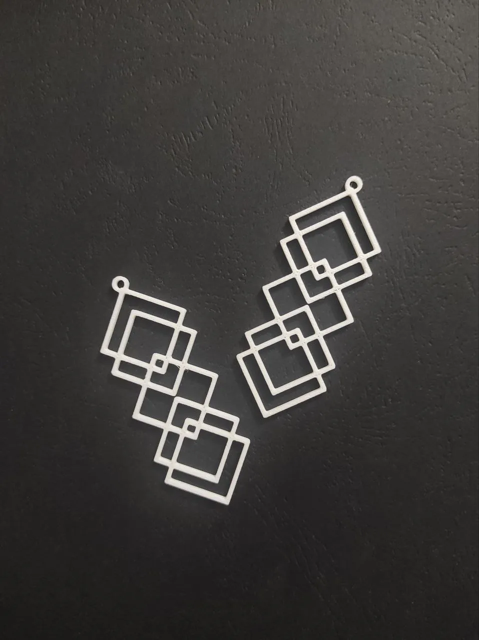 Orbit Cascade – Earrings view 3