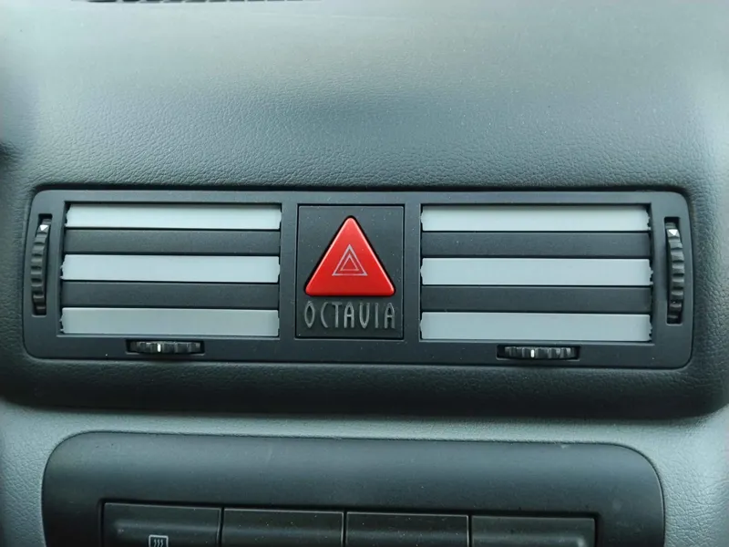 Fixed Air Vent Slats – Replace for Škoda Octavia I