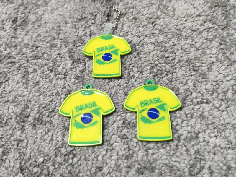 Keychain Brazil T-shirt - camisa do Brasil