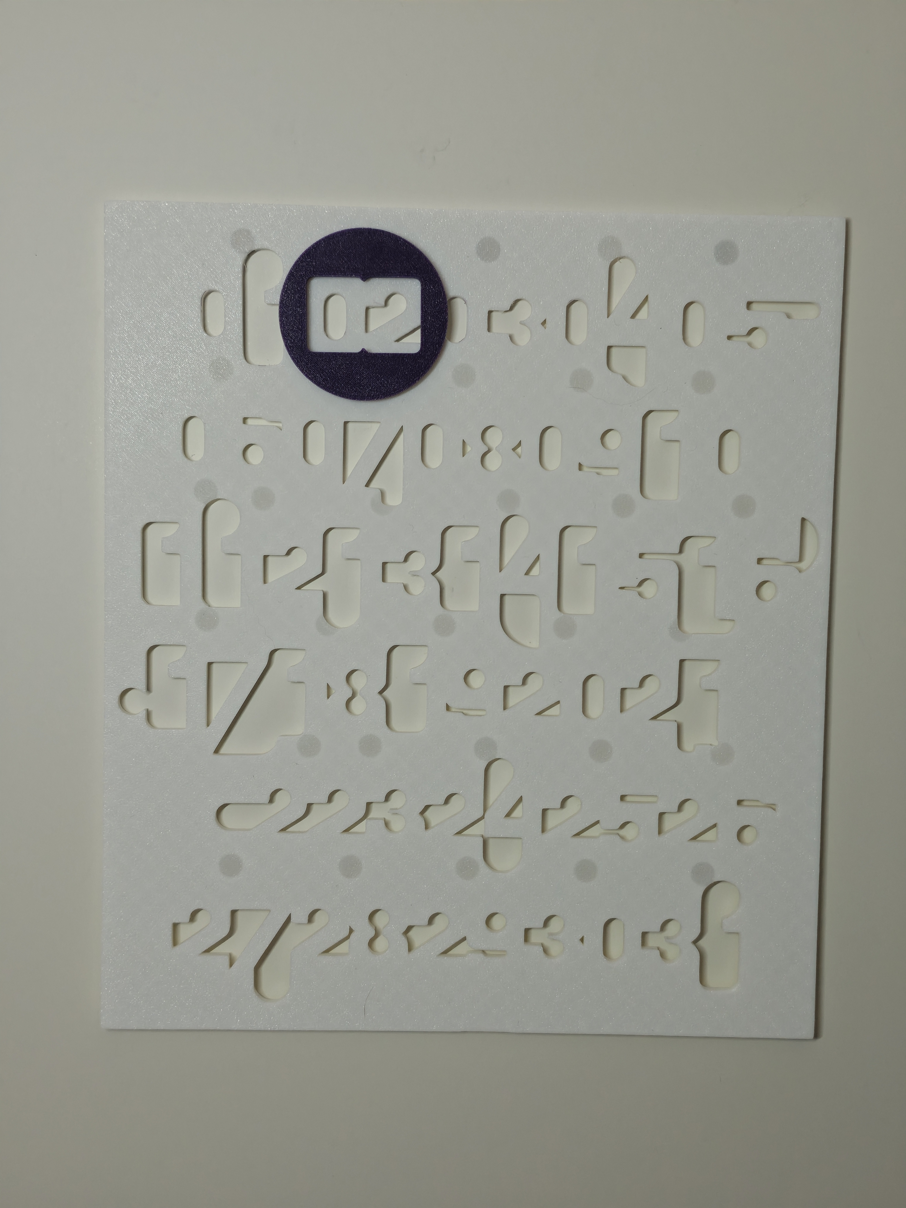 Miniatura 2 do modelo 3D 外星文字日历