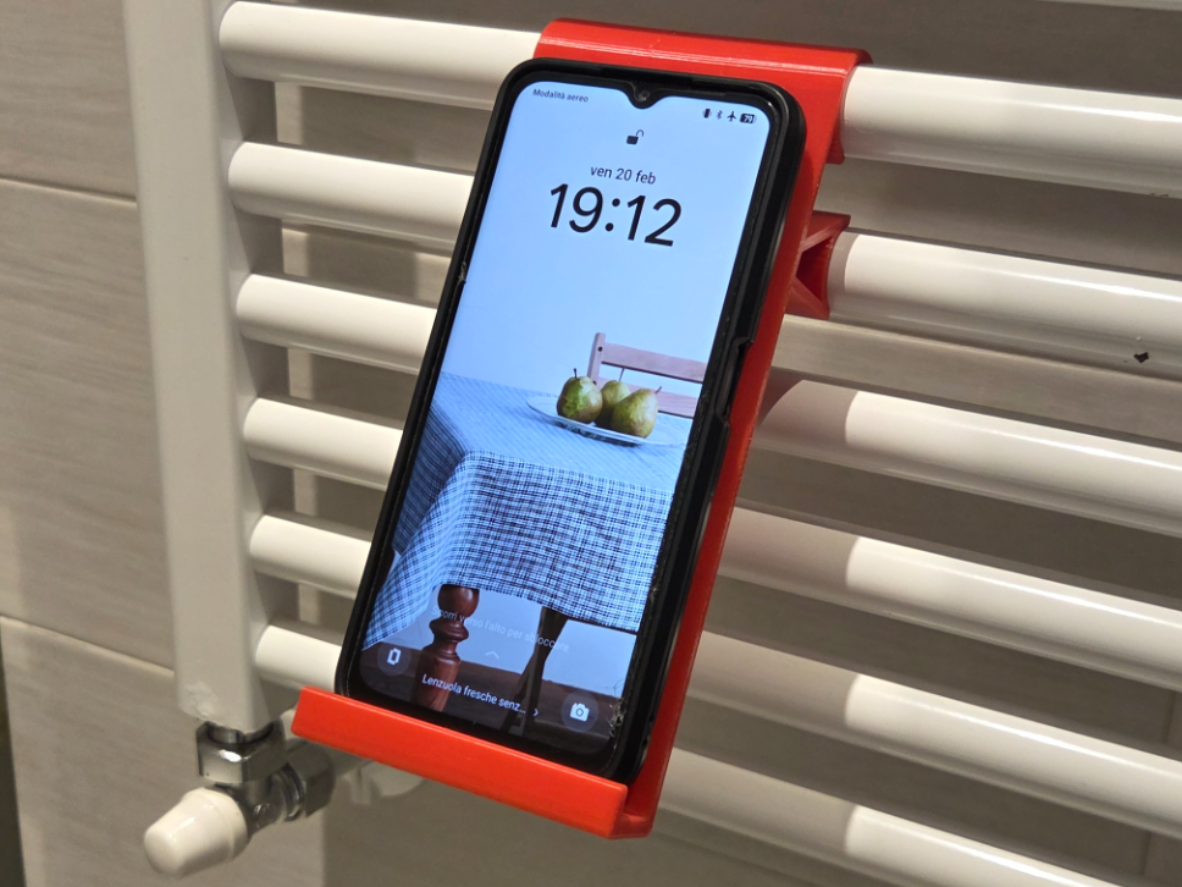 Hands-Free Smartphonze Holder for Towel Warmers