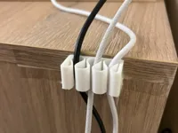 Cable holder