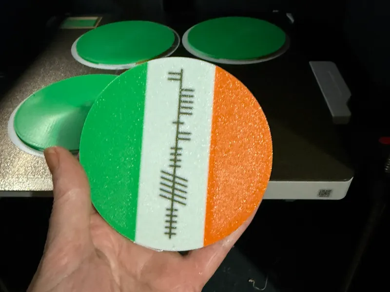 ogham-Éire Coaters, Irish flag