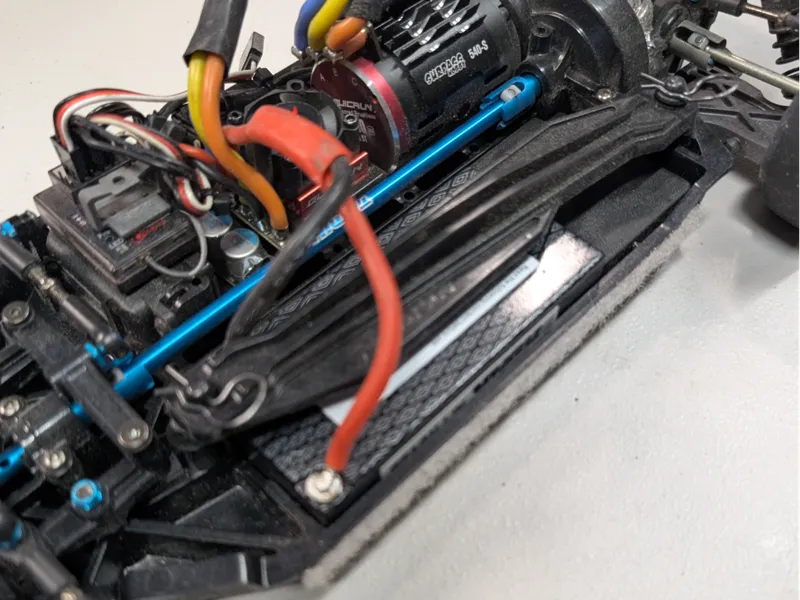 Tamiya TT02 Shorty Lipo Battery Brace - Fwd Bias
