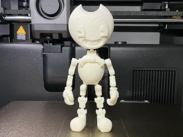 https://makerworld.bblmw.com/makerworld/model/USa06037db499812/design/8eef89d1a6e966a9.jpg