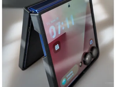 Samsung Z Flip 7 Ultra Thin Case