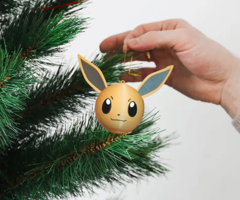 Eevee Christmas ball