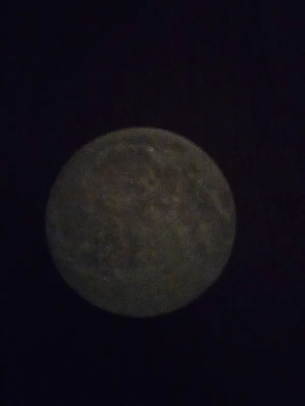 Lune phosphorescente