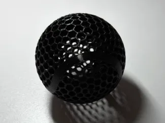 Luftloser tennisball TPU