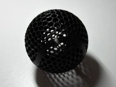 Airless tennis ball TPU