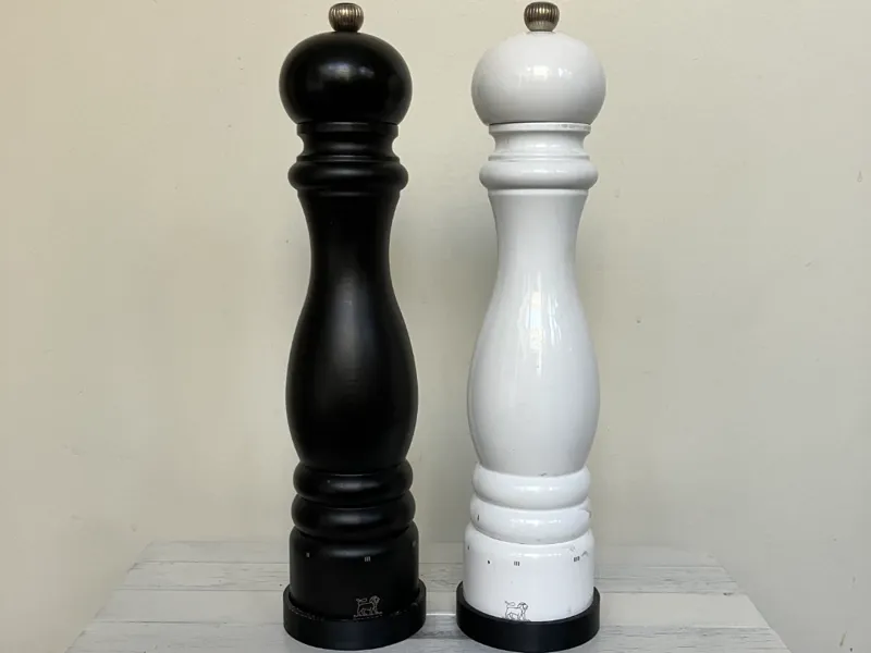 lid for pepper and salt mill (Peugeot)