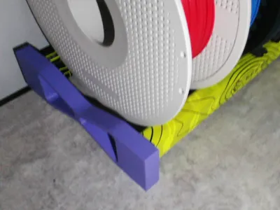 Broken Hockey Stick Filament Storage