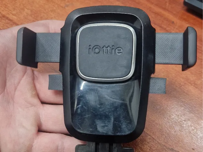 iottie easy one touch 4 phone holder