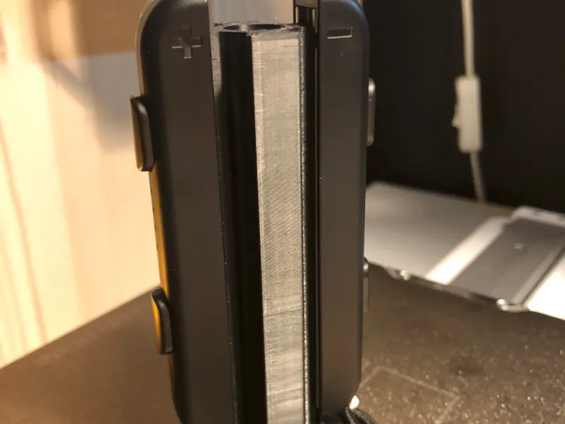 Joy-Con strip stand - 20g of filament