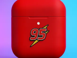 Funda Air Pods 4 Rayo McQueen