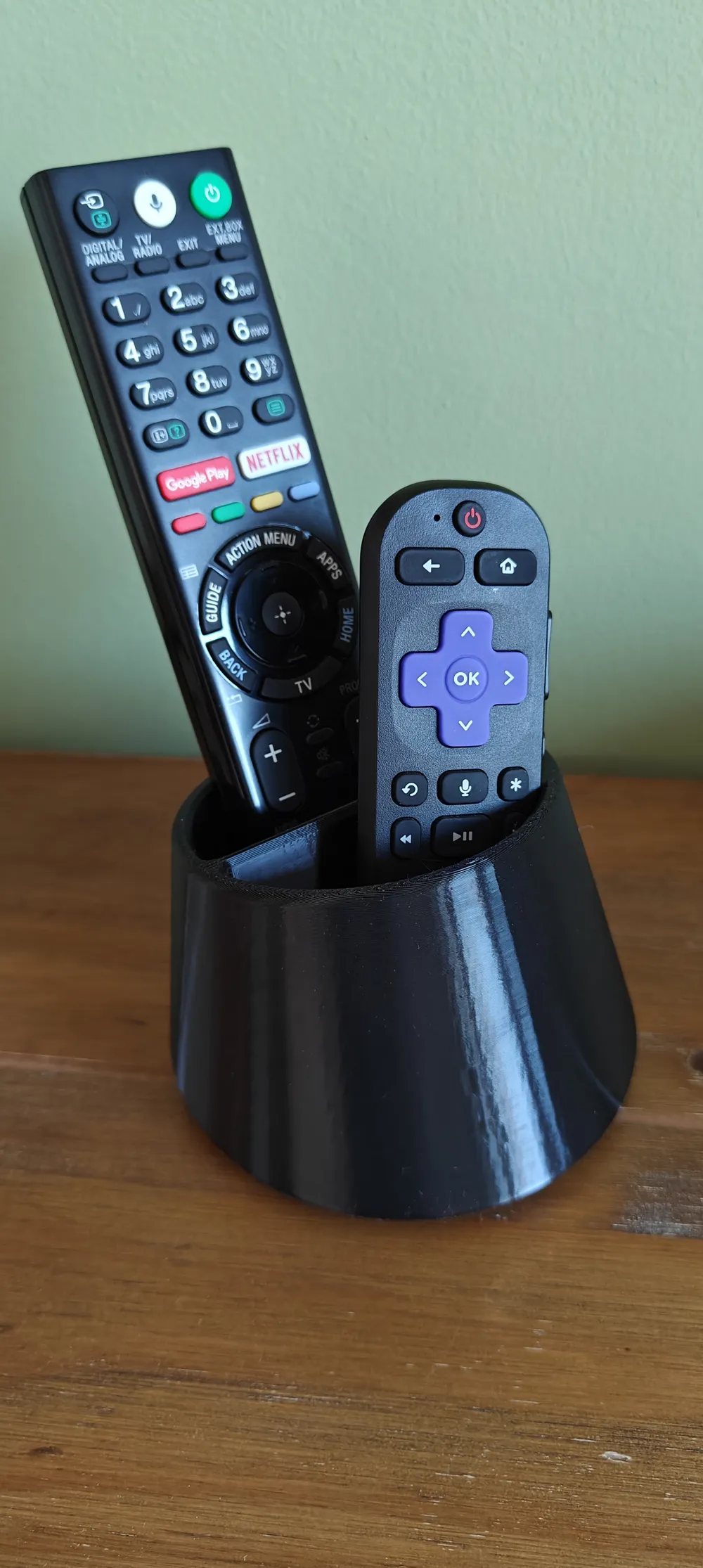 Remote controller stand pot Remixed by BigBlueMonkey MakerWorld ...