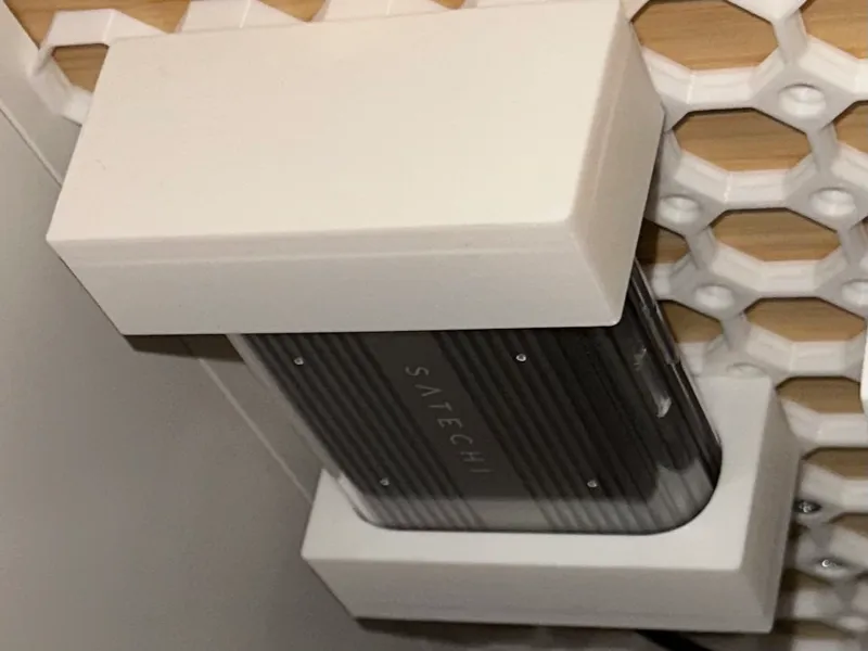 Satechi SSD Enclosure Underware